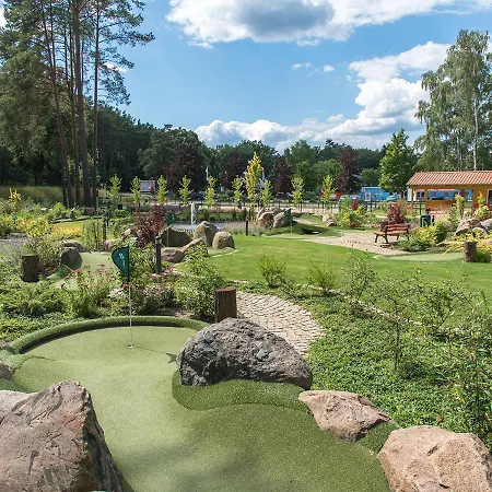 Ferienhaus Bungis Ferien Direkt Am Grimnitzsee, Karree 08
